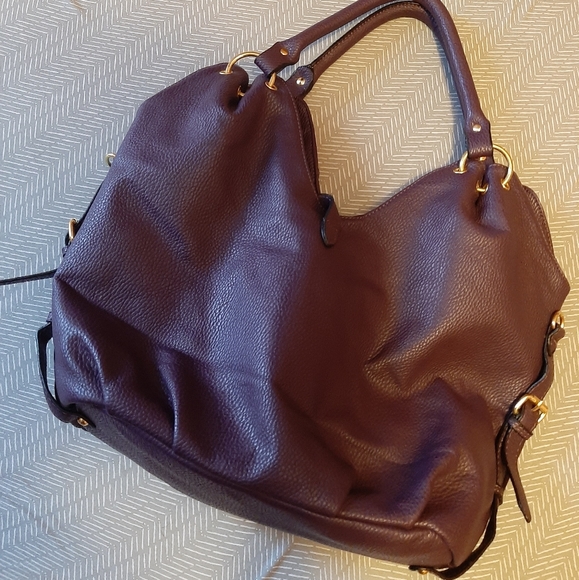 Handbag - Picture 2 of 3